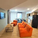 Kley Apartment