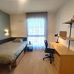 Kley Apartment